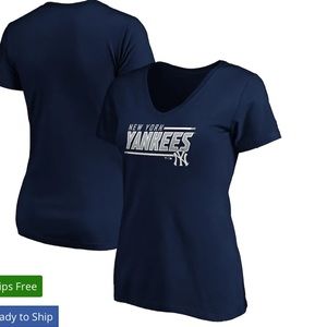 Yankees V-neck T medium